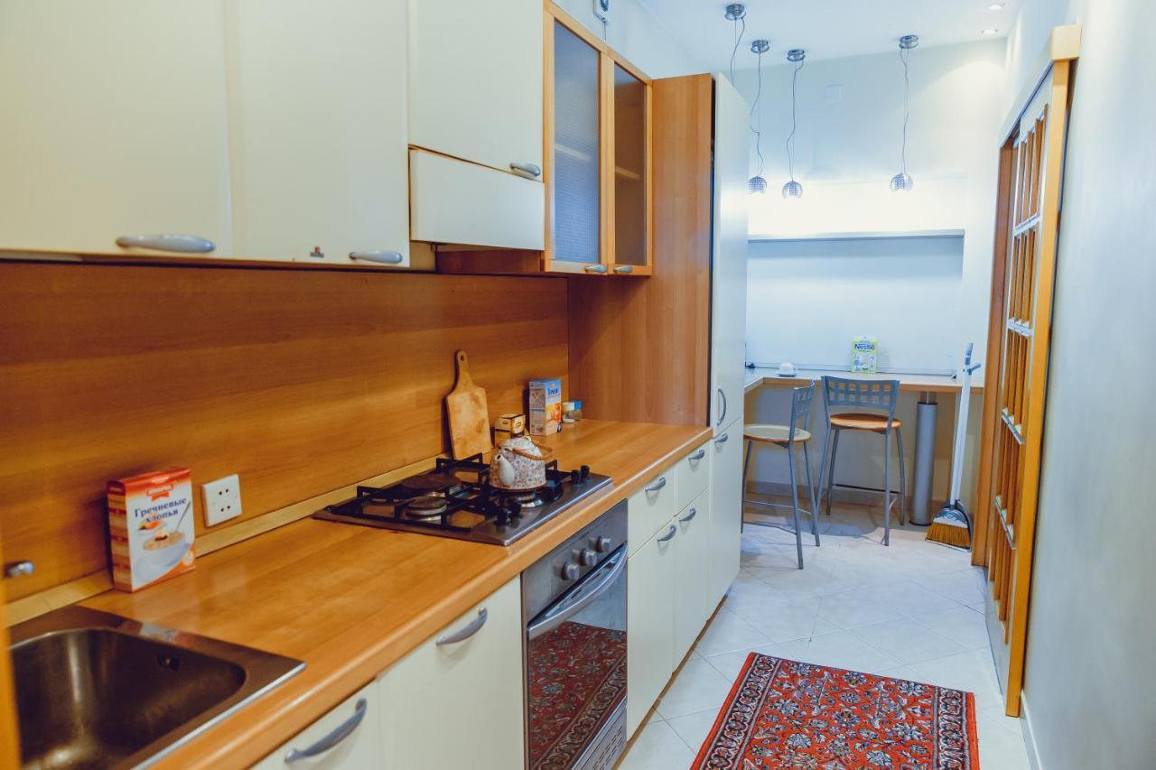 Clock Tower Apartment In Baku Exteriér fotografie