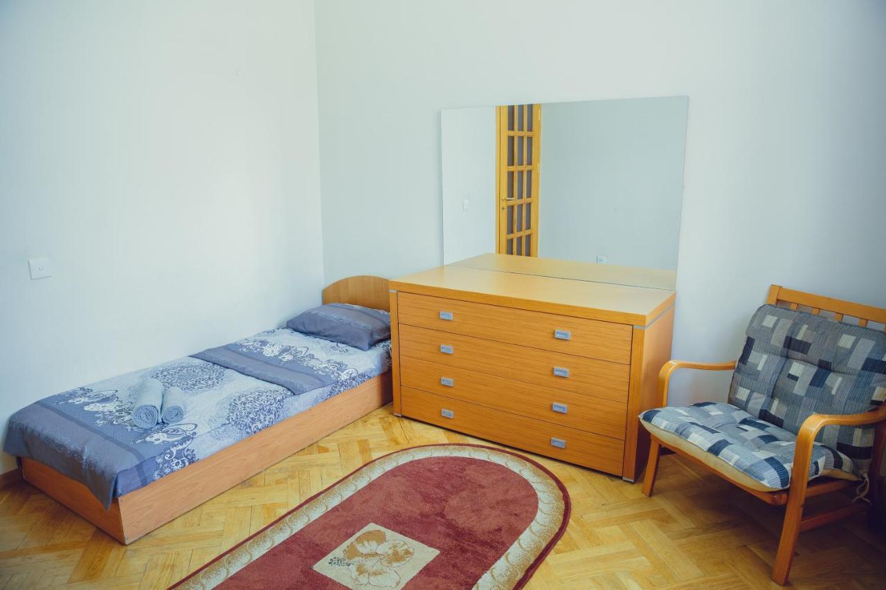 Clock Tower Apartment In Baku Exteriér fotografie