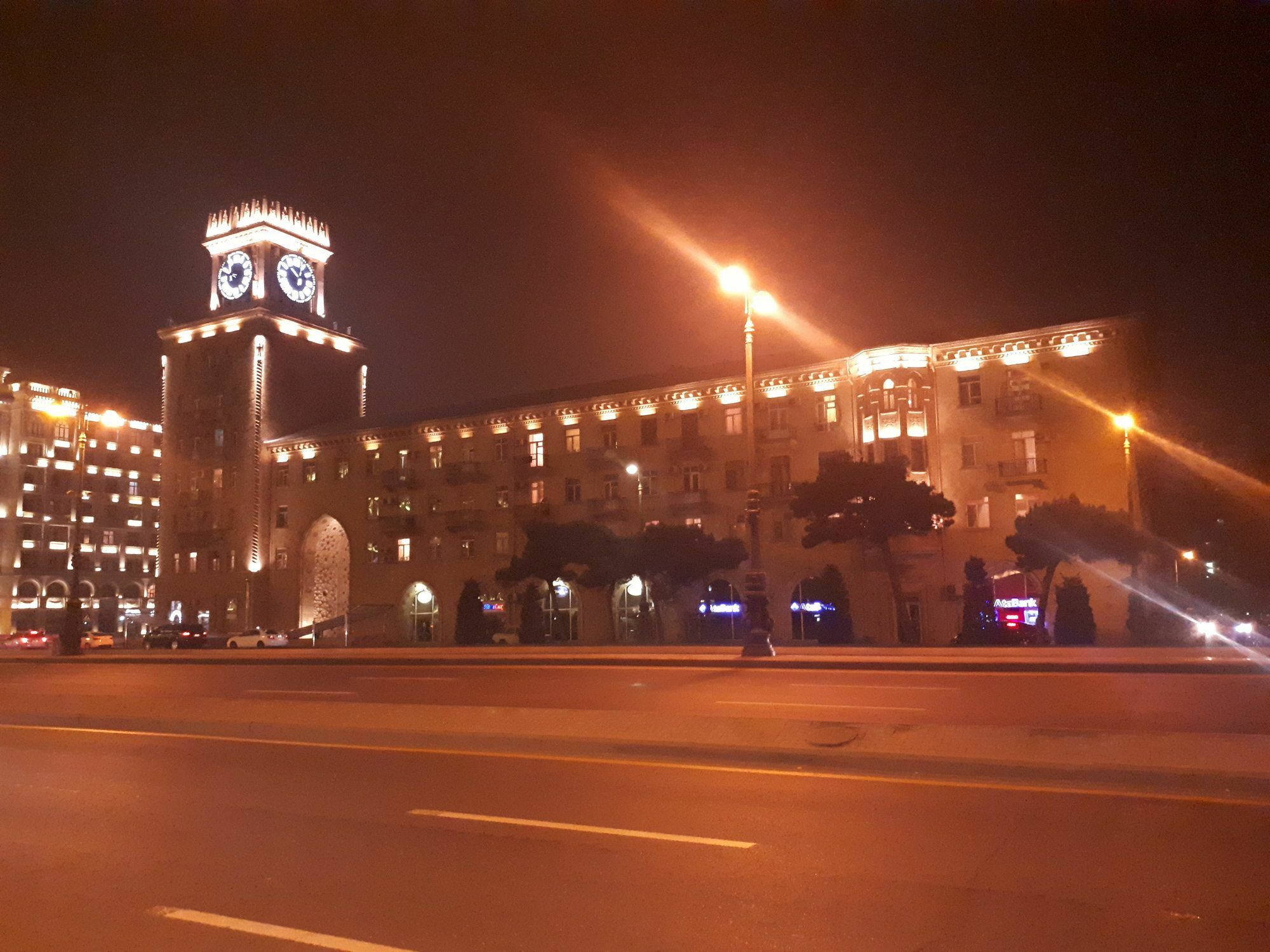Clock Tower Apartment In Baku Exteriér fotografie